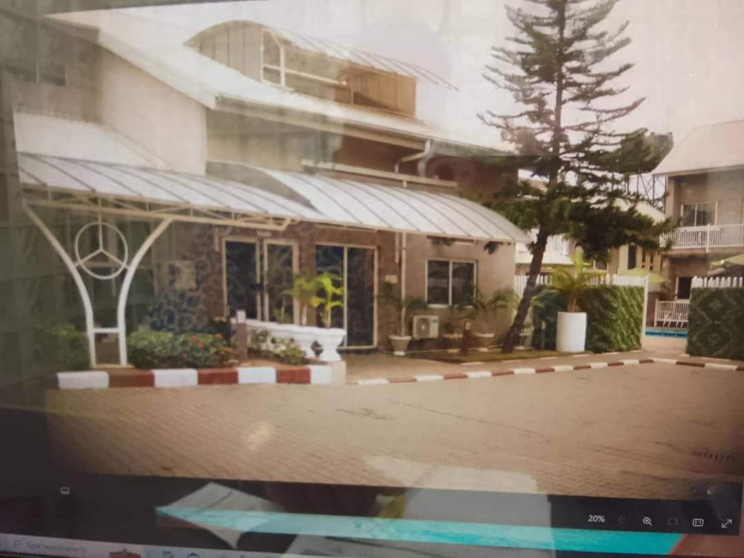 Diamond Lane Hotel Αμπούζα Εξωτερικό φωτογραφία