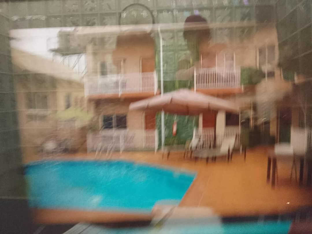 Diamond Lane Hotel Αμπούζα Εξωτερικό φωτογραφία