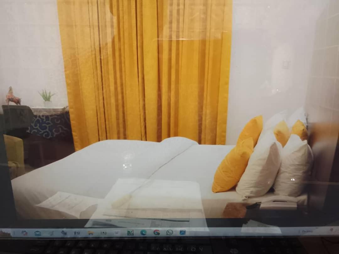 Diamond Lane Hotel Αμπούζα Εξωτερικό φωτογραφία